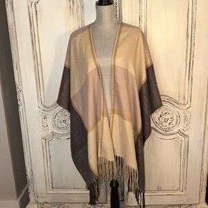 WOOLRICH Fall Colors Buttery Soft Plaid Fringe Detail Poncho Cape  OSFM